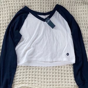 NWT Hollister top